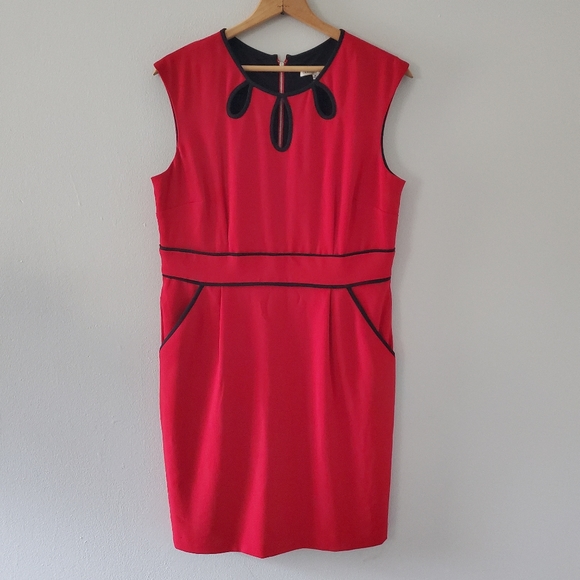 Sandra Darren Dresses & Skirts - Sandra Darren Red and Black Sheath Dress